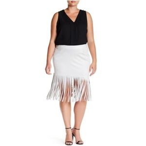 NEW BB Dakota Plus Size Asymmetric Faux Suede Fringe Skirt Size 16
